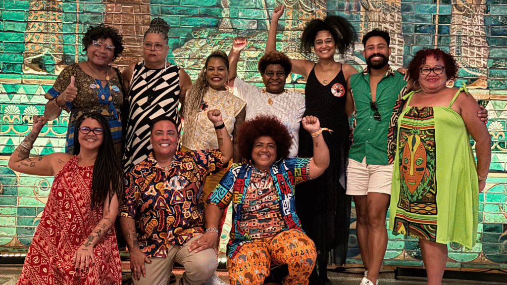 Encontro mostrou como raça, gênero e orientação sexual se cruzam para aumentar a vulnerabilidade da população LGBTI+ negra no Brasil.